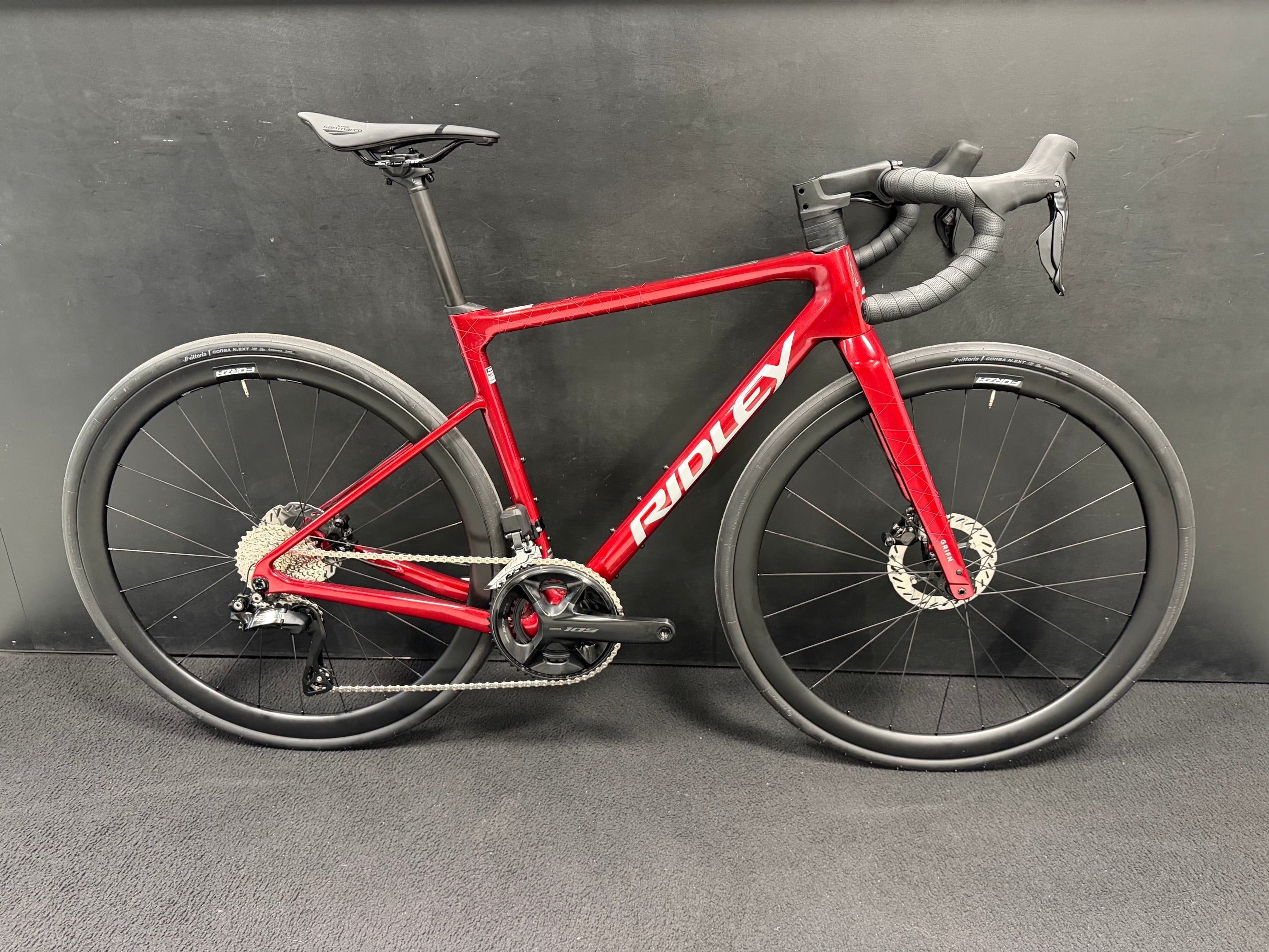 Ratas Ridley Grifn 105 DI2 2x12 (XS), hall/punane