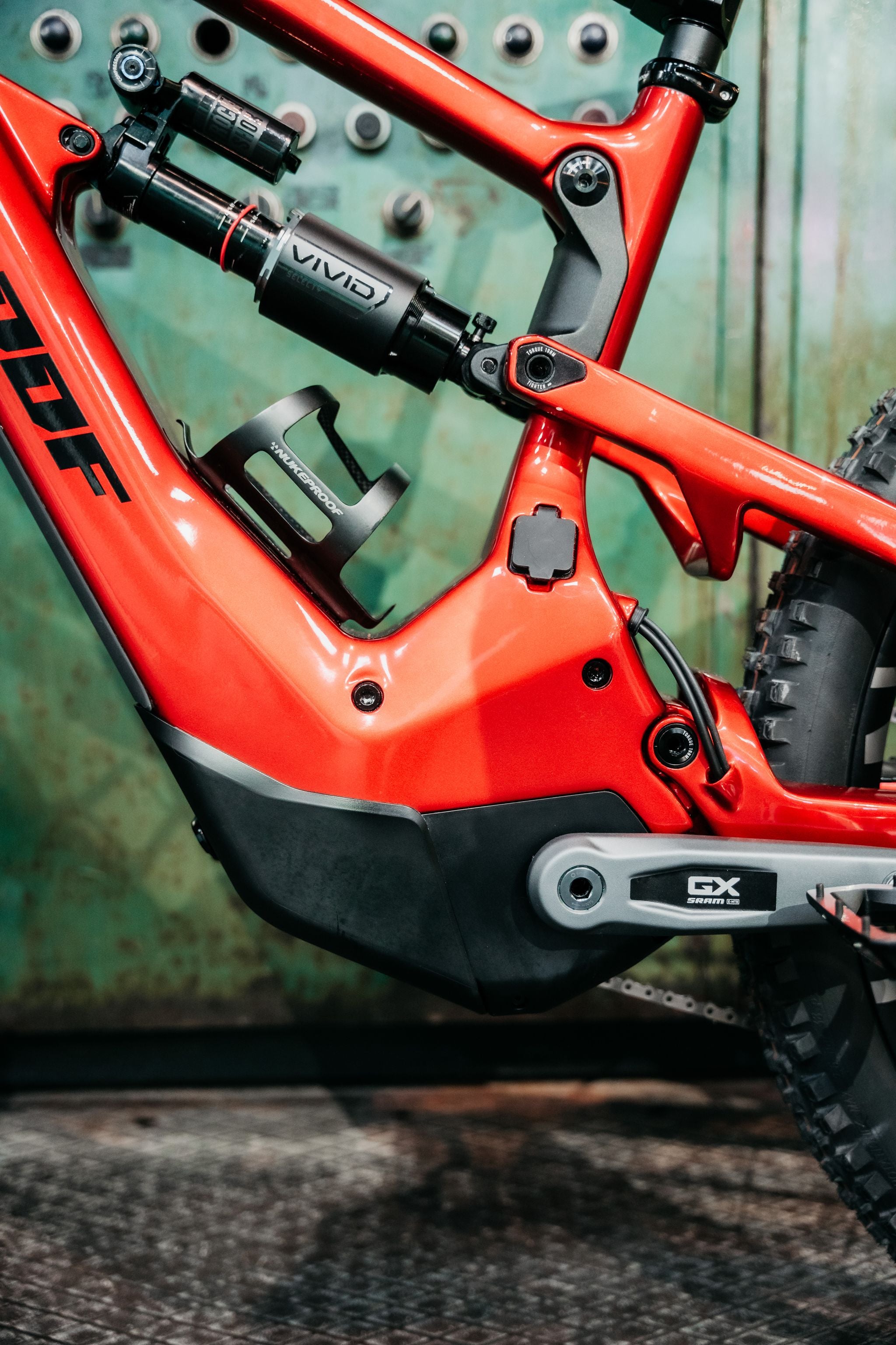 Ratas NUKEPROOF Megawatt 297 Pro T-GX (L)