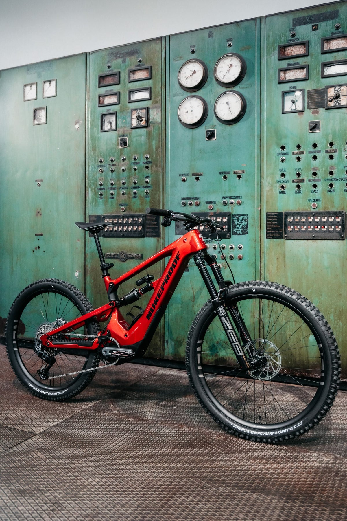 Ratas NUKEPROOF Megawatt 297 Pro T-GX(XXL)